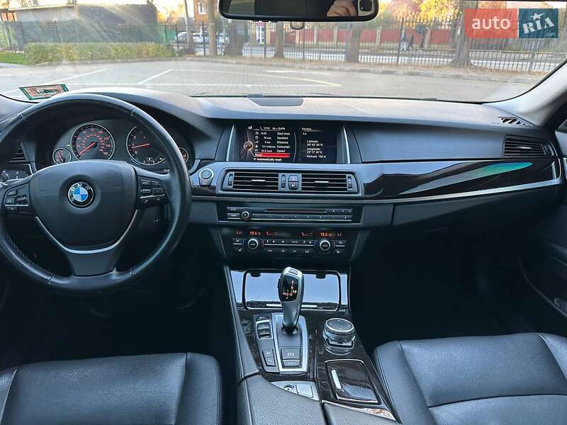 Седан BMW 5 Series 2015 в Луцке