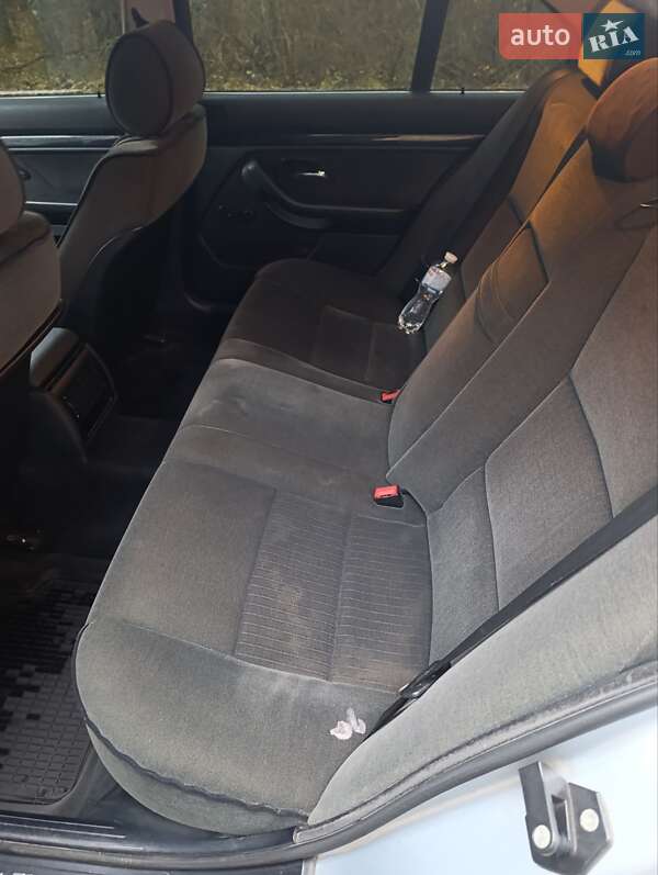 Седан BMW 5 Series 1997 в Прилуках