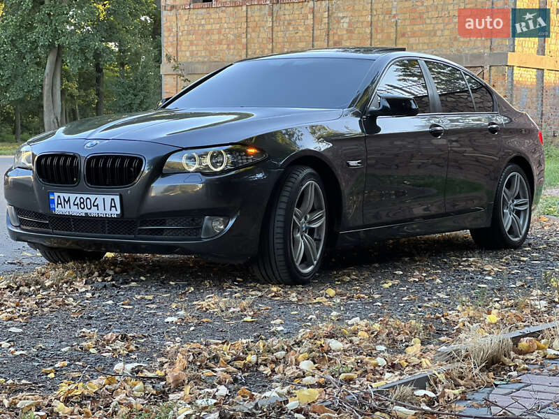 Седан BMW 5 Series 2013 в Киеве