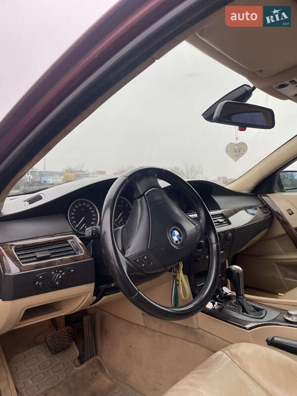 Седан BMW 5 Series 2005 в Кропивницком