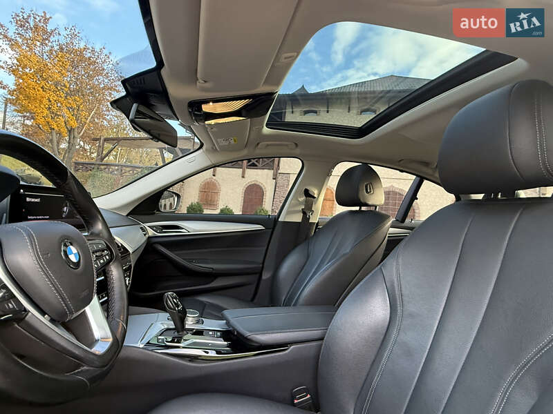 Седан BMW 5 Series 2020 в Житомирі