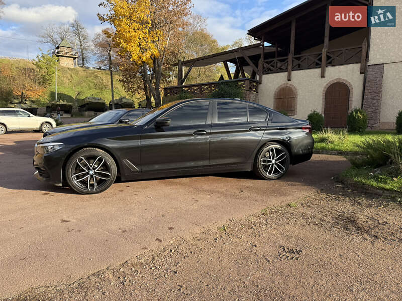 Седан BMW 5 Series 2020 в Житомирі