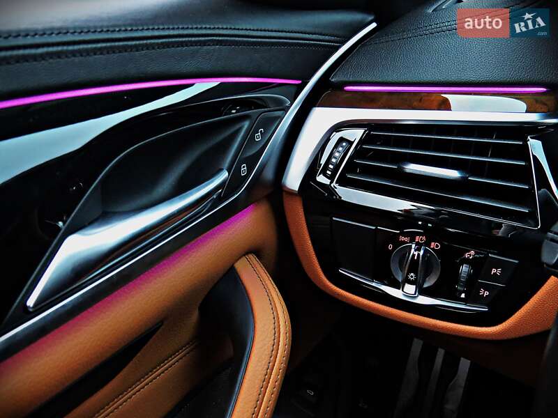 Седан BMW 5 Series 2018 в Черкассах