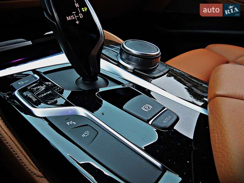 Седан BMW 5 Series 2018 в Черкассах