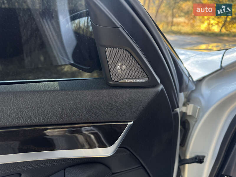 Седан BMW 5 Series 2011 в Киеве