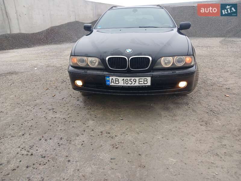 Універсал BMW 5 Series 2001 в Ладижині