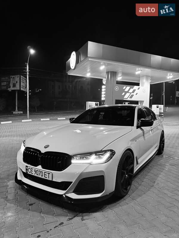 Седан BMW 5 Series 2017 в Черновцах