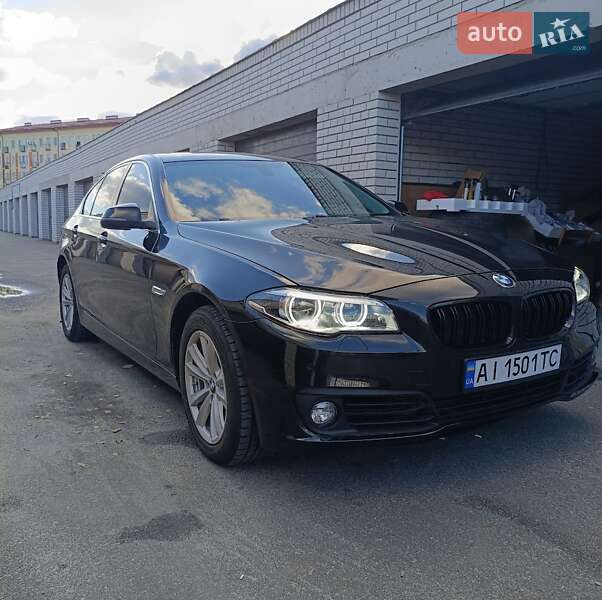 Седан BMW 5 Series 2015 в Ірпені