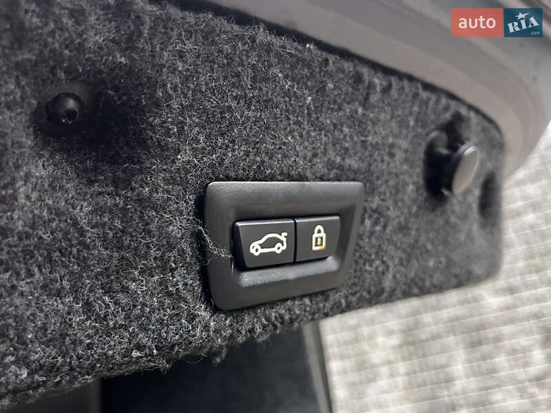 Седан BMW 5 Series 2011 в Луцке