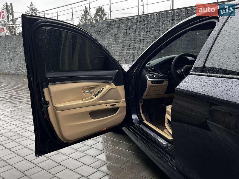 Седан BMW 5 Series 2011 в Луцке