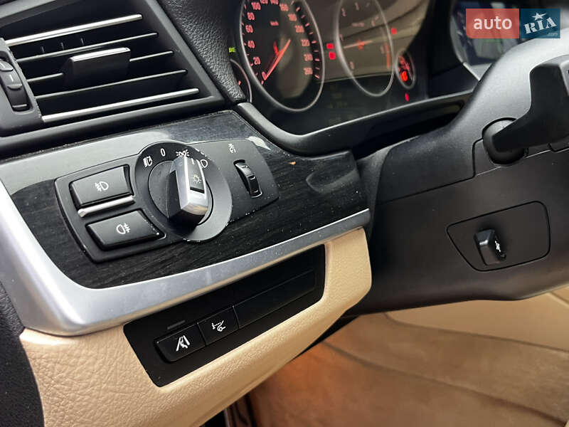 Седан BMW 5 Series 2011 в Луцке