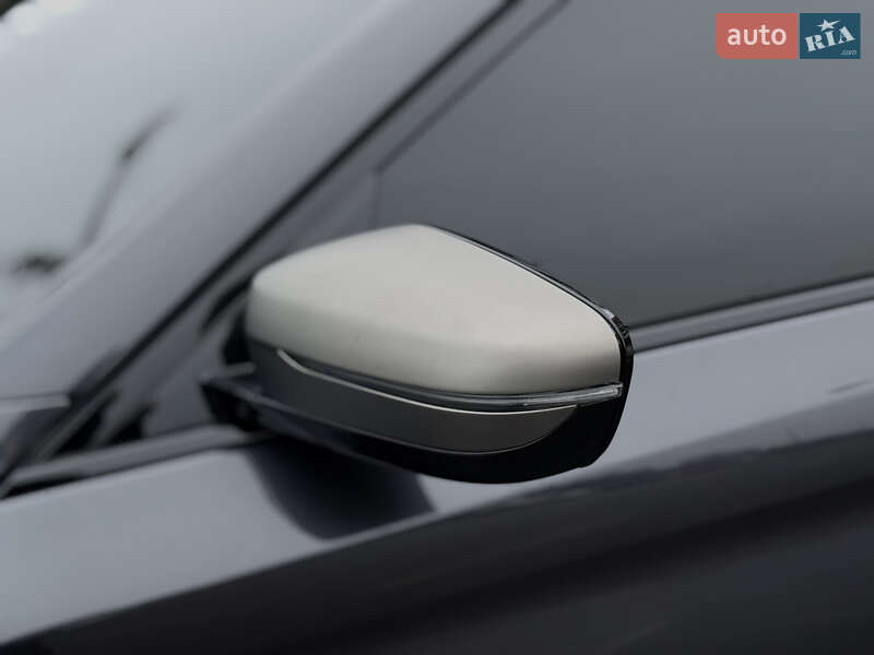 Седан BMW 5 Series 2018 в Киеве фото 9 Седан BMW 5 Series 2018 в Киеве