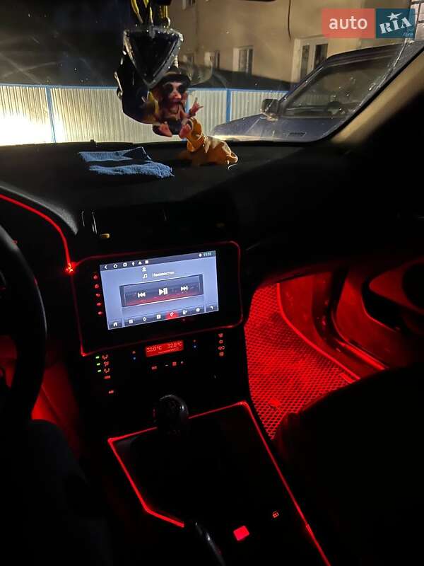 Седан BMW 5 Series 1996 в Скалате