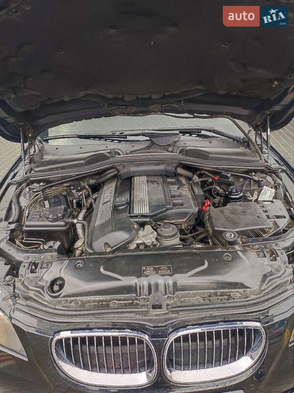 Седан BMW 5 Series 2004 в Києві