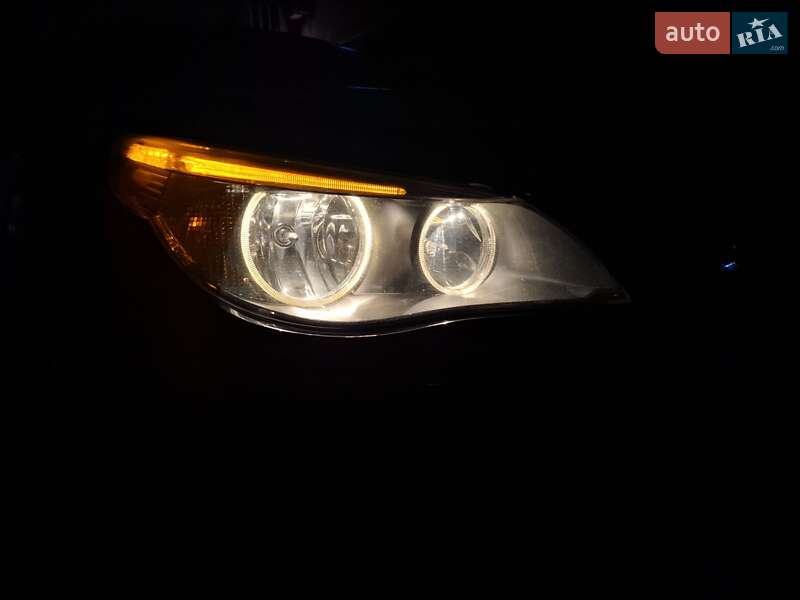 Седан BMW 5 Series 2004 в Києві