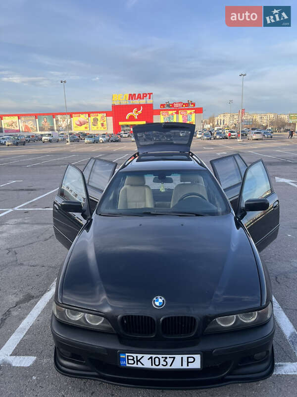 Универсал BMW 5 Series 2003 в Березному