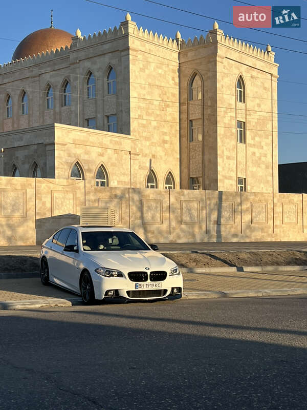 Седан BMW 5 Series 2013 в Одессе
