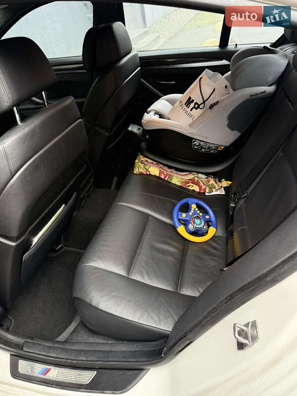 Седан BMW 5 Series 2012 в Дніпрі