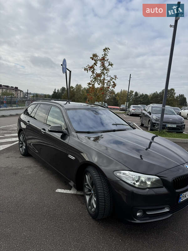 Универсал BMW 5 Series 2016 в Ровно фото 7 Универсал BMW 5 Series 2016 в Ровно
