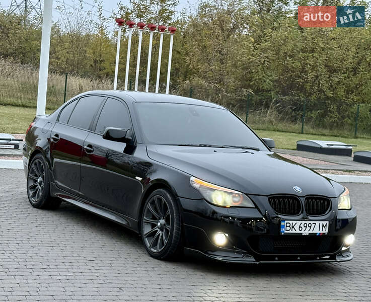 Седан BMW 5 Series 2008 в Ровно