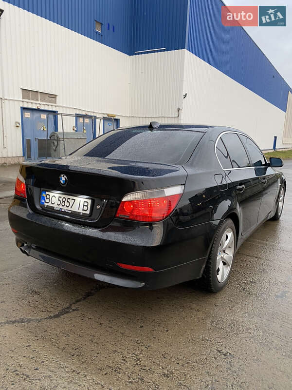Седан BMW 5 Series 2006 в Львові