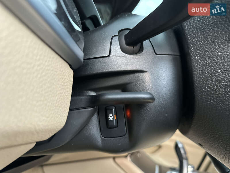 Седан BMW 5 Series 2013 в Рівному