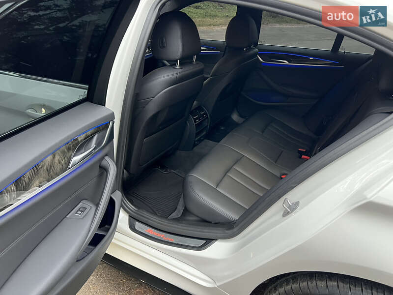 Седан BMW 5 Series 2019 в Василькові
