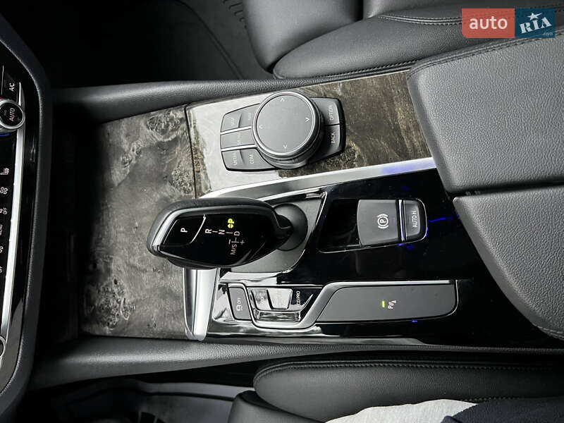 Седан BMW 5 Series 2019 в Василькові