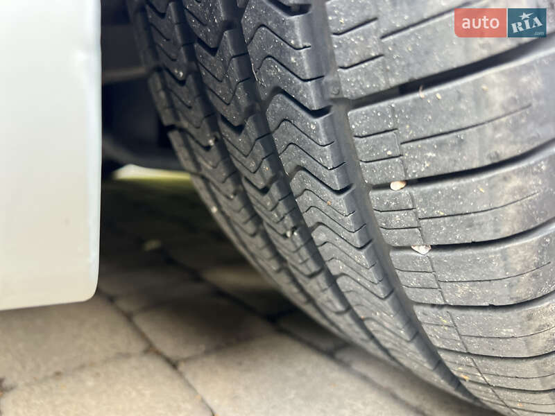 Седан BMW 5 Series 2019 в Василькові