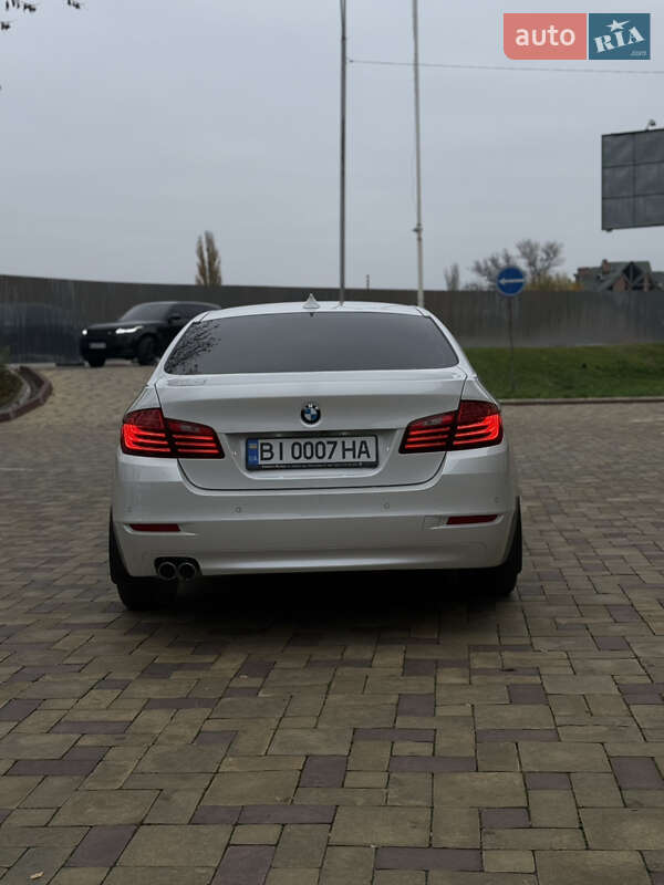 Седан BMW 5 Series 2016 в Кременчуці