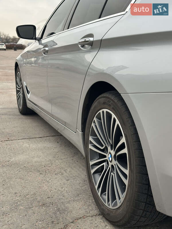 Седан BMW 5 Series 2017 в Киеве фото 22 Седан BMW 5 Series 2017 в Киеве