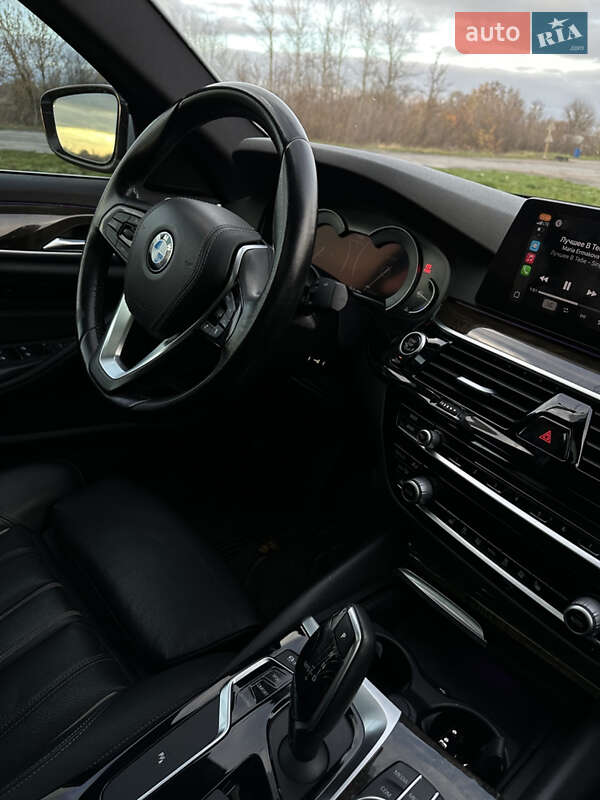 Седан BMW 5 Series 2017 в Киеве фото 33 Седан BMW 5 Series 2017 в Киеве