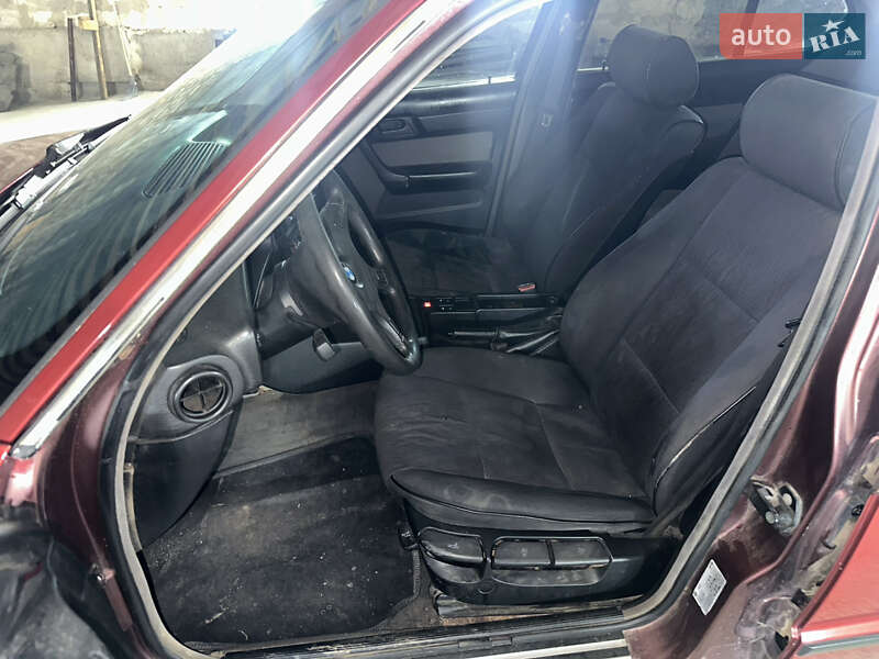 Седан BMW 5 Series 1991 в Тульчине