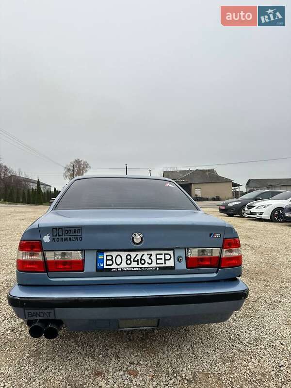 Седан BMW 5 Series 1989 в Шумске