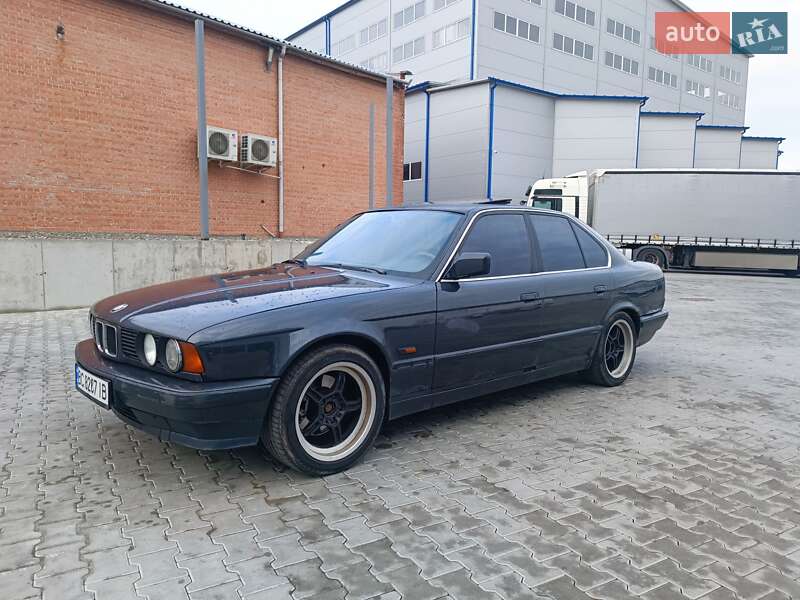 Седан BMW 5 Series 1990 в Львове фото 66 Седан BMW 5 Series 1990 в Львове