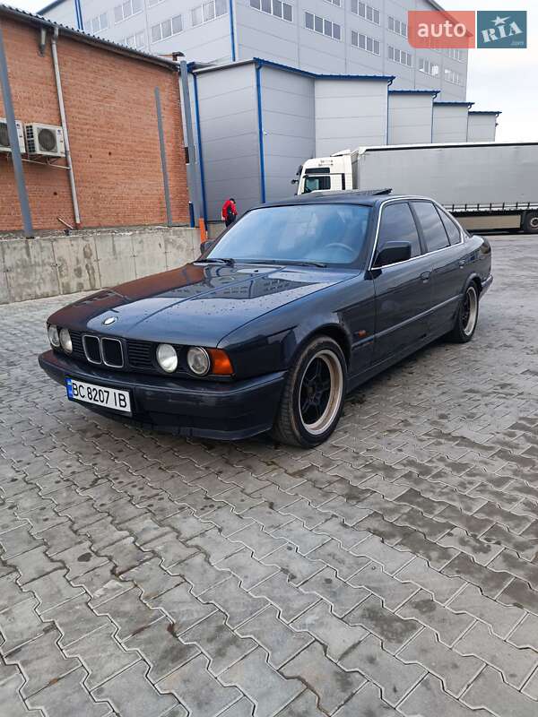 Седан BMW 5 Series 1990 в Львове фото 74 Седан BMW 5 Series 1990 в Львове