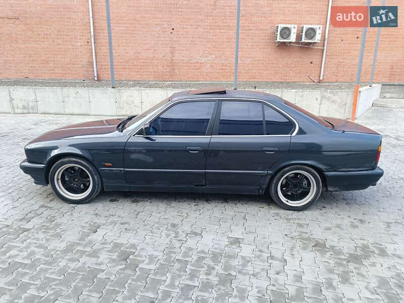 Седан BMW 5 Series 1990 в Львове фото 77 Седан BMW 5 Series 1990 в Львове