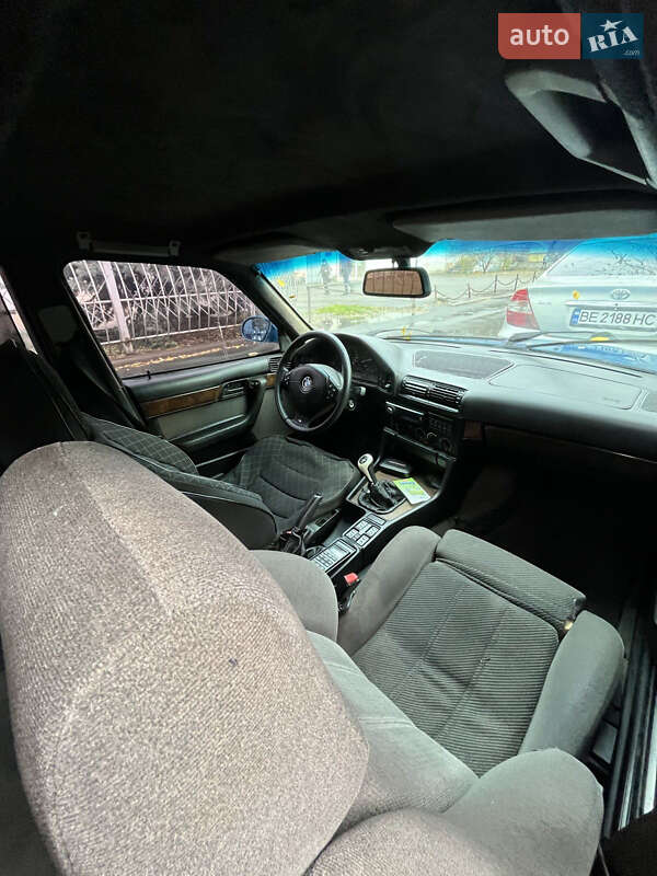 Седан BMW 5 Series 1994 в Одессе