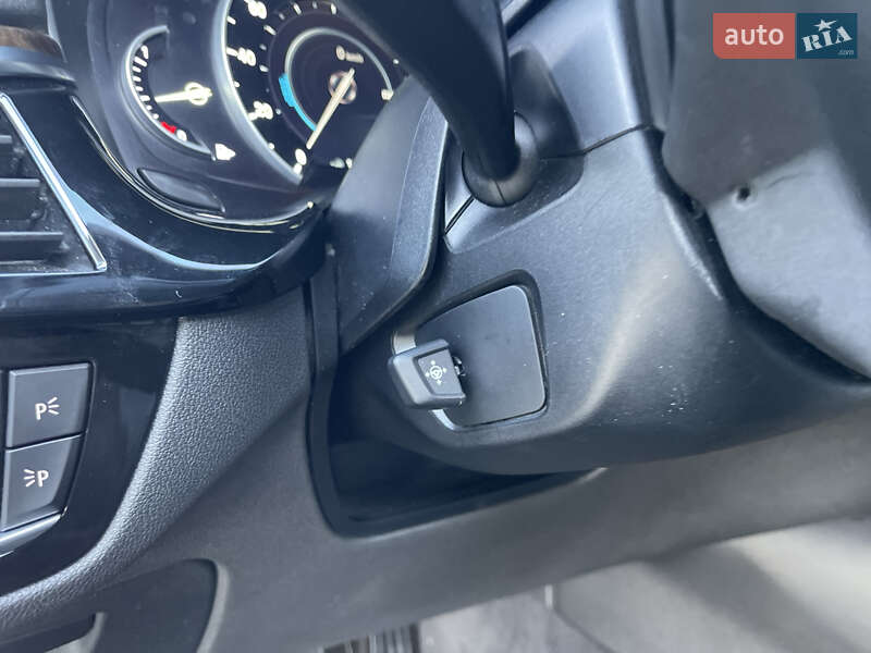 Седан BMW 5 Series 2017 в Хмельницком фото 33 Седан BMW 5 Series 2017 в Хмельницком