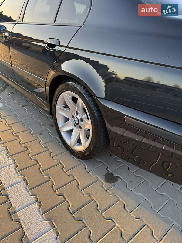 Седан BMW 5 Series 2002 в Виннице