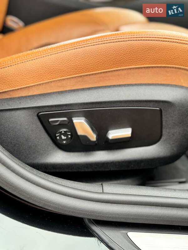 Седан BMW 5 Series 2016 в Ровно фото 10 Седан BMW 5 Series 2016 в Ровно