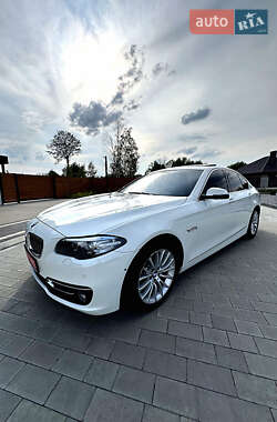 Седан BMW 5 Series 2015 в Дніпрі