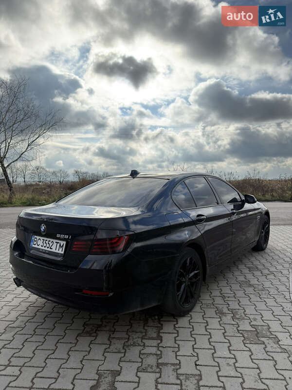 Седан BMW 5 Series 2013 в Львове фото 5 Седан BMW 5 Series 2013 в Львове
