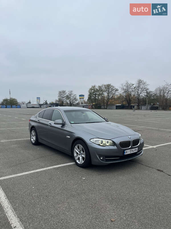 BMW 5 Series 2010 BMW 5 Series 2010