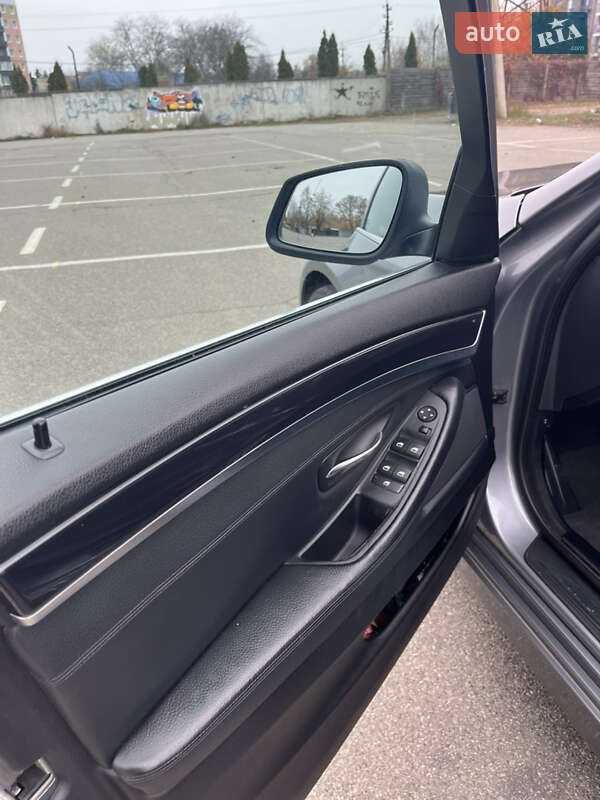 Седан BMW 5 Series 2010 в Киеве