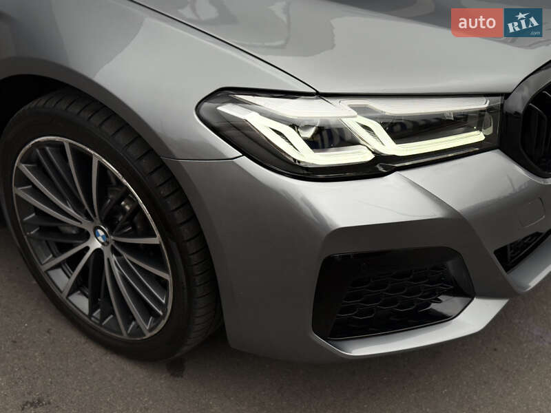 Седан BMW 5 Series 2022 в Киеве