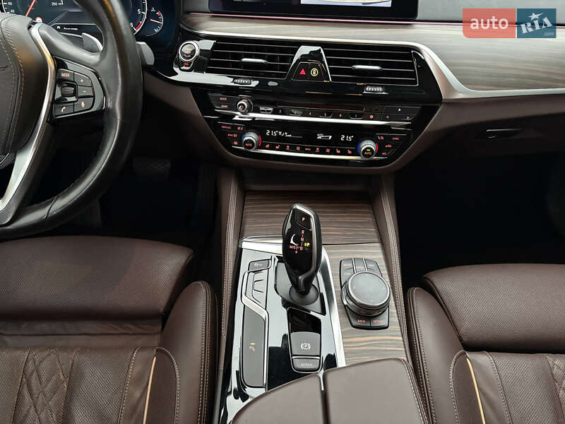 Седан BMW 5 Series 2018 в Черкассах