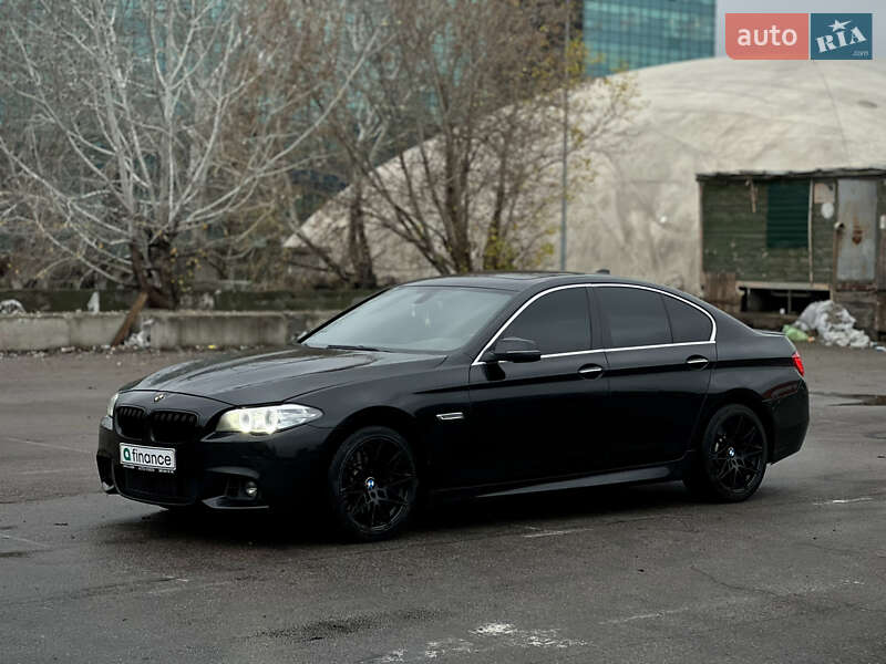 Седан BMW 5 Series 2014 в Киеве