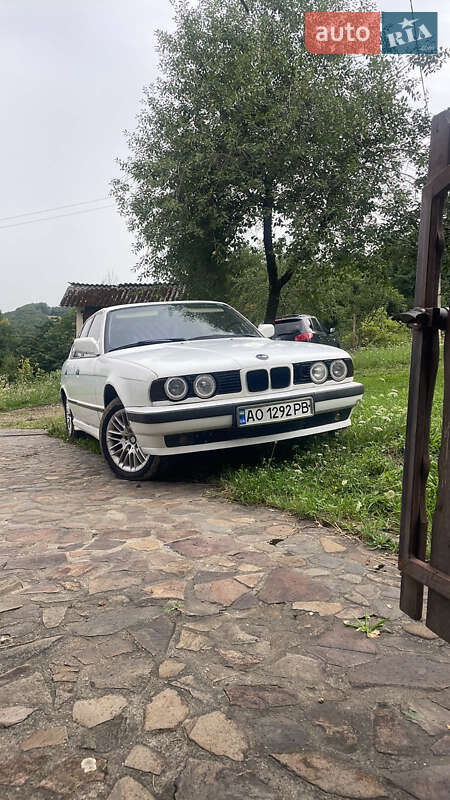 Седан BMW 5 Series 1991 в Іршаві фото 3 Седан BMW 5 Series 1991 в Іршаві