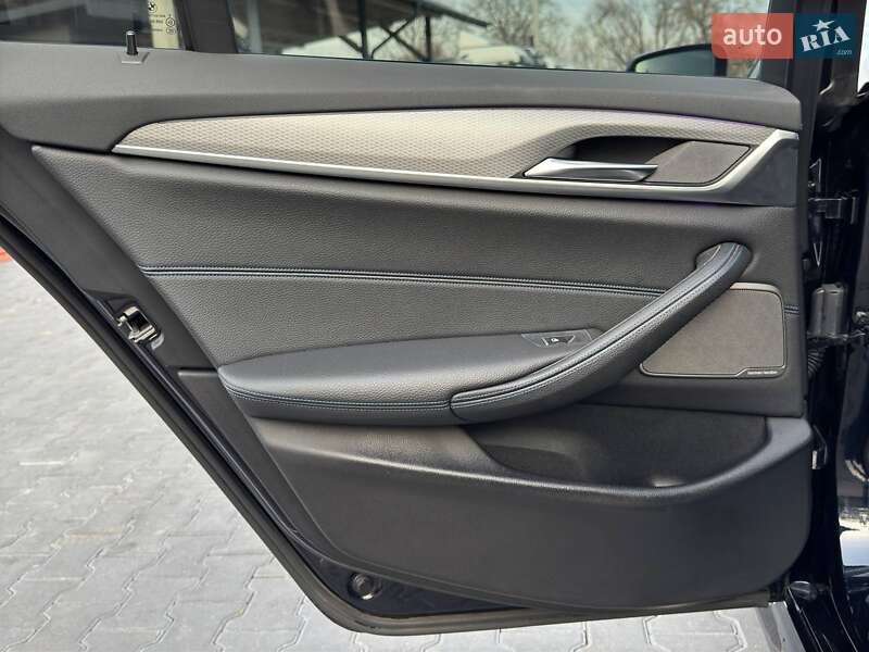 Седан BMW 5 Series 2017 в Черновцах фото 63 Седан BMW 5 Series 2017 в Черновцах